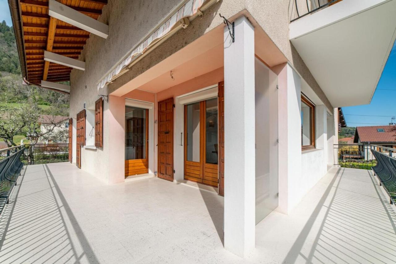 Appartement Pour 4 Personnes Proche Du Lac Sévrier Exterior foto